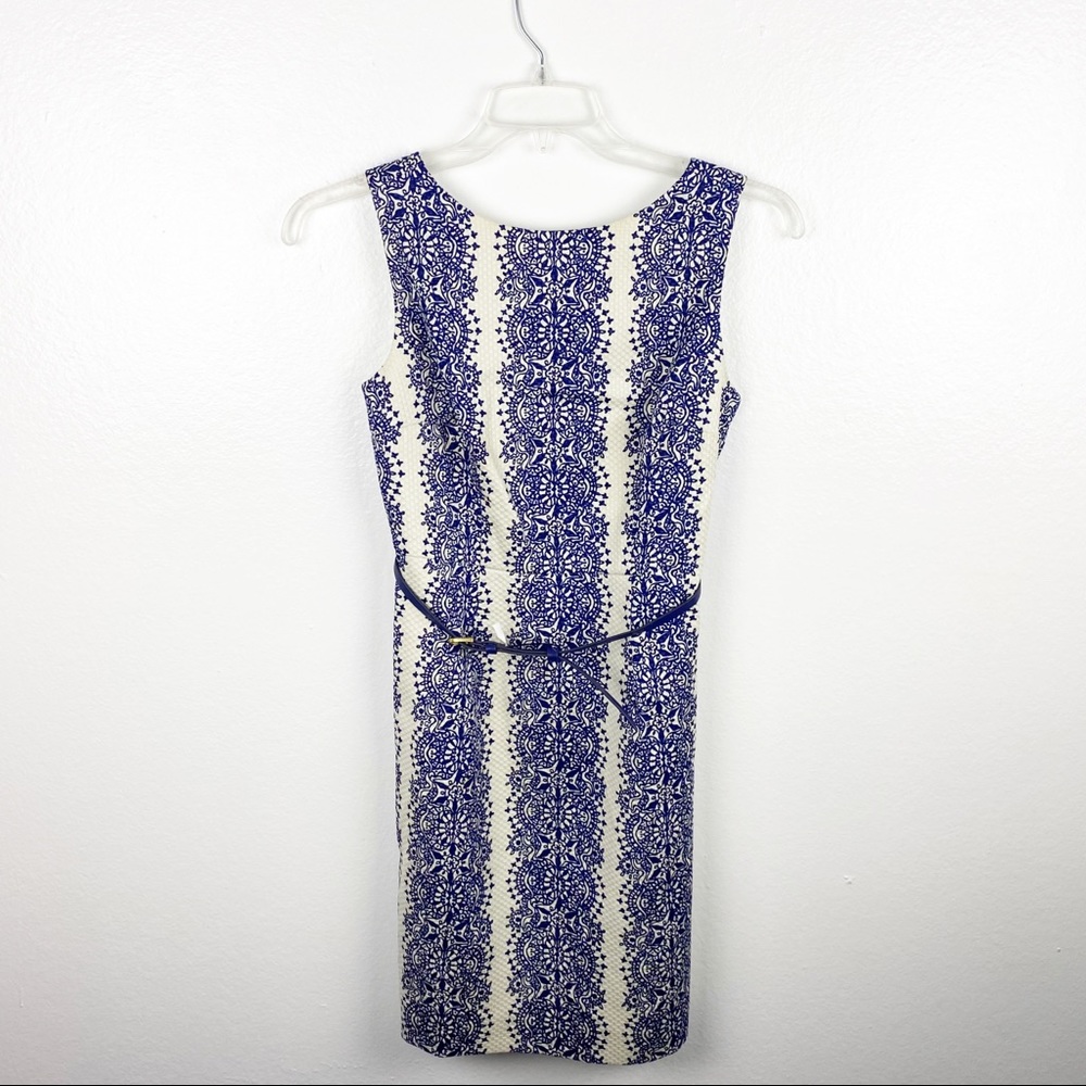 THE LIMITED Factory Blue Cream Textured Belted Lined Dress Size 4 Career Office